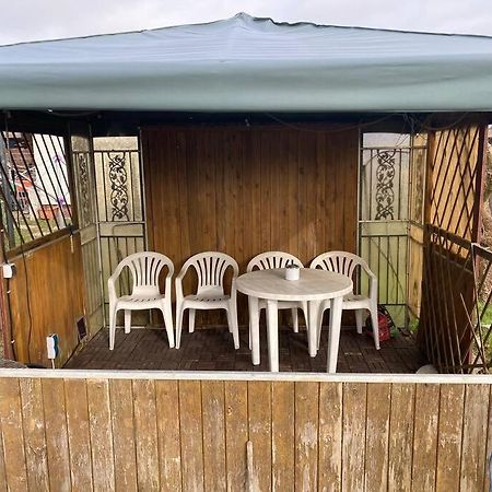 Bungalow Im Gruenen Werneuchen ภายนอก รูปภาพ